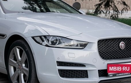Jaguar XE I рестайлинг, 2016 год, 1 800 000 рублей, 4 фотография