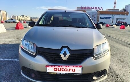 Renault Logan II, 2015 год, 450 000 рублей, 3 фотография