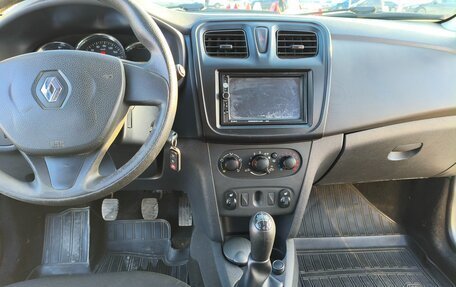 Renault Logan II, 2015 год, 450 000 рублей, 9 фотография