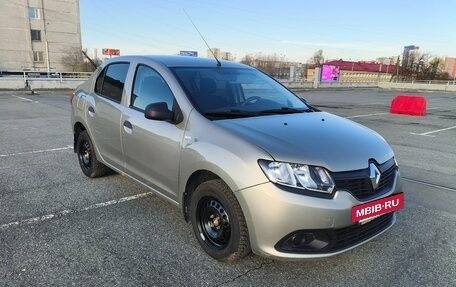 Renault Logan II, 2015 год, 450 000 рублей, 7 фотография