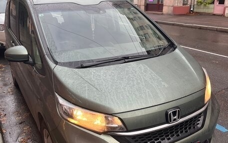 Honda Freed II, 2021 год, 1 899 000 рублей, 13 фотография