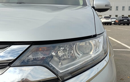 Mitsubishi Outlander III рестайлинг 3, 2018 год, 1 629 000 рублей, 21 фотография