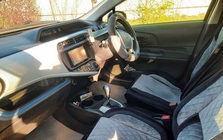 Toyota Aqua I, 2014 год, 750 000 рублей, 9 фотография