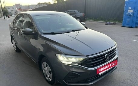 Volkswagen Polo VI (EU Market), 2021 год, 1 685 000 рублей, 2 фотография
