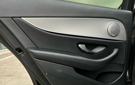 Mercedes-Benz E-Класс, 2017 год, 2 300 000 рублей, 19 фотография