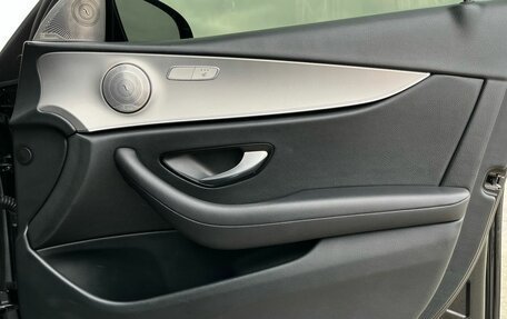 Mercedes-Benz E-Класс, 2017 год, 2 300 000 рублей, 27 фотография