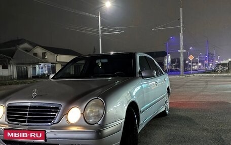 Mercedes-Benz E-Класс, 1999 год, 360 000 рублей, 1 фотография