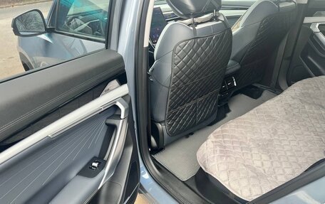 Geely Atlas, 2024 год, 2 800 000 рублей, 3 фотография