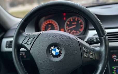BMW 3 серия, 2011 год, 799 000 рублей, 13 фотография