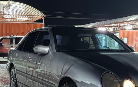 Mercedes-Benz E-Класс, 1999 год, 360 000 рублей, 5 фотография