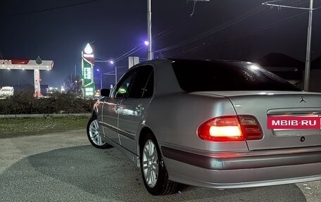 Mercedes-Benz E-Класс, 1999 год, 360 000 рублей, 3 фотография