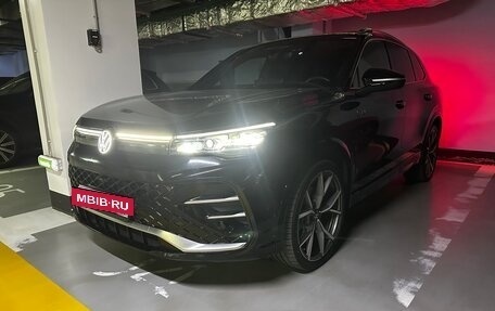 Volkswagen Tiguan, 2024 год, 4 380 000 рублей, 13 фотография
