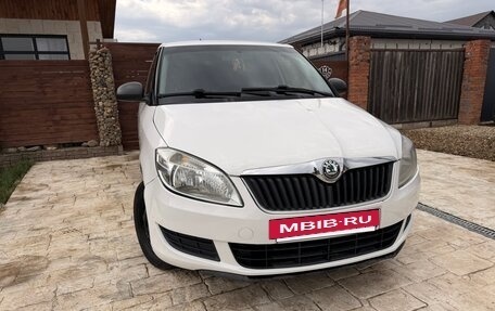 Skoda Fabia II, 2012 год, 390 000 рублей, 2 фотография