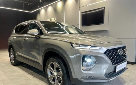 Hyundai Santa Fe IV, 2019 год, 2 500 000 рублей, 4 фотография