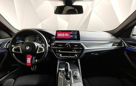 BMW 5 серия, 2020 год, 4 750 000 рублей, 11 фотография