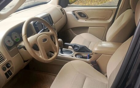 Ford Escape II, 2005 год, 850 000 рублей, 8 фотография
