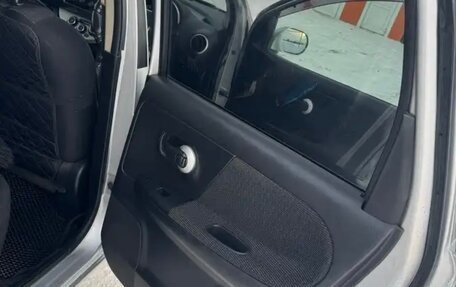 Nissan Note II рестайлинг, 2010 год, 480 000 рублей, 4 фотография