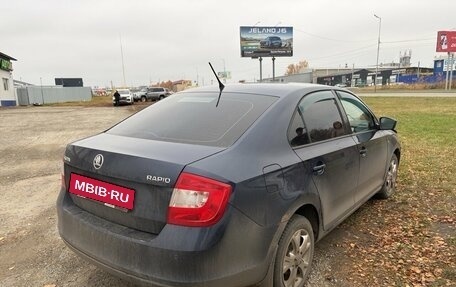 Skoda Rapid I, 2014 год, 830 000 рублей, 2 фотография
