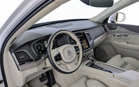 Volvo XC90 II рестайлинг, 2021 год, 4 650 000 рублей, 16 фотография