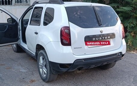 Renault Duster I рестайлинг, 2019 год, 700 000 рублей, 2 фотография
