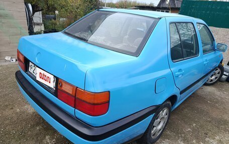Volkswagen Vento, 1993 год, 190 000 рублей, 11 фотография