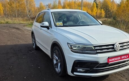 Volkswagen Tiguan II, 2018 год, 2 750 000 рублей, 3 фотография