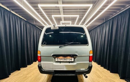 Toyota HiAce H100, 2001 год, 659 000 рублей, 5 фотография