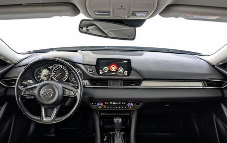 Mazda 6, 2021 год, 2 640 000 рублей, 14 фотография