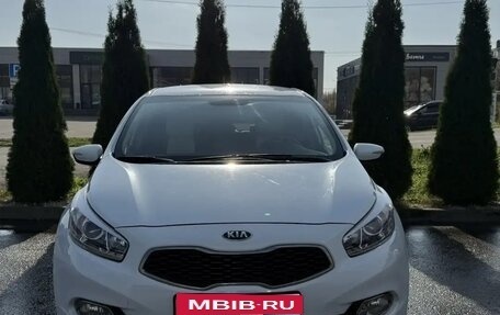 KIA cee'd III, 2014 год, 1 270 000 рублей, 1 фотография