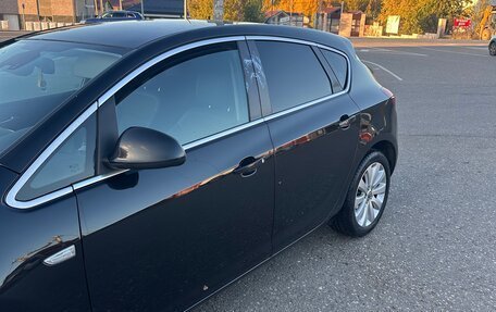 Opel Astra J, 2011 год, 515 000 рублей, 3 фотография