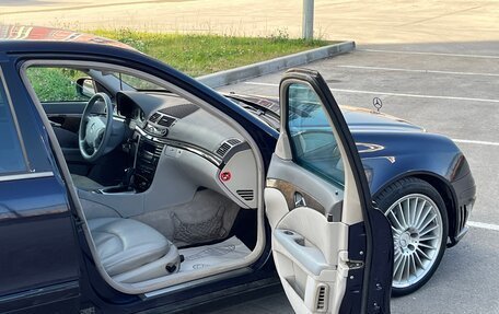 Mercedes-Benz E-Класс, 2003 год, 839 000 рублей, 6 фотография