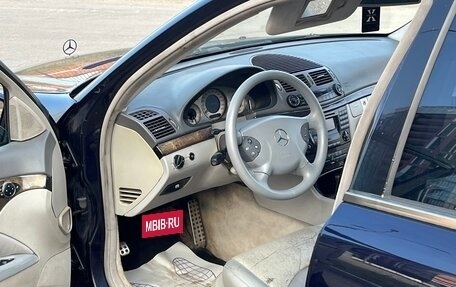 Mercedes-Benz E-Класс, 2003 год, 839 000 рублей, 11 фотография