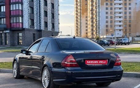 Mercedes-Benz E-Класс, 2003 год, 839 000 рублей, 4 фотография