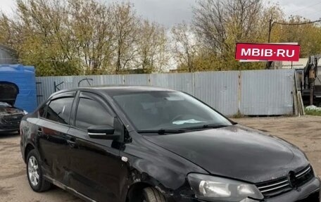 Volkswagen Polo VI (EU Market), 2014 год, 370 000 рублей, 3 фотография