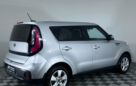 KIA Soul II рестайлинг, 2018 год, 1 597 000 рублей, 6 фотография