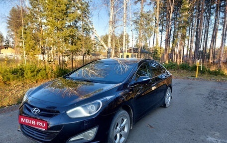 Hyundai i40 I рестайлинг, 2013 год, 830 000 рублей, 2 фотография