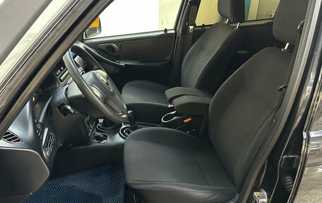 Chevrolet Niva I рестайлинг, 2016 год, 535 000 рублей, 6 фотография