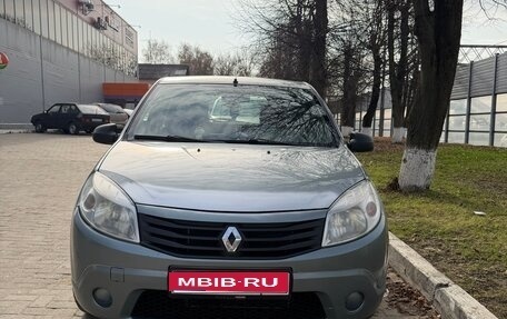 Renault Sandero I, 2011 год, 450 000 рублей, 1 фотография