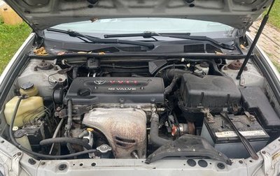 Toyota Camry V40, 2004 год, 430 000 рублей, 1 фотография