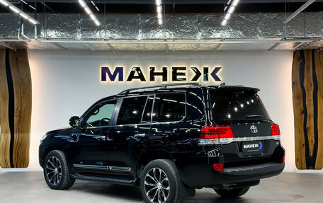 Toyota Land Cruiser 200, 2015 год, 5 500 000 рублей, 4 фотография
