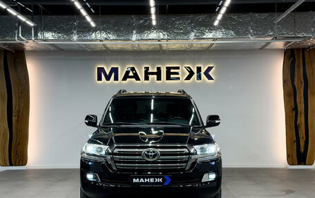 Toyota Land Cruiser 200, 2015 год, 5 500 000 рублей, 2 фотография