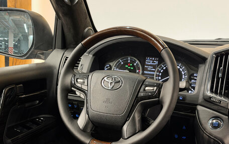 Toyota Land Cruiser 200, 2015 год, 5 500 000 рублей, 8 фотография
