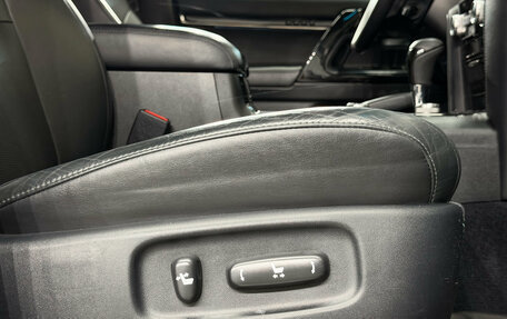 Toyota Land Cruiser 200, 2015 год, 5 500 000 рублей, 16 фотография
