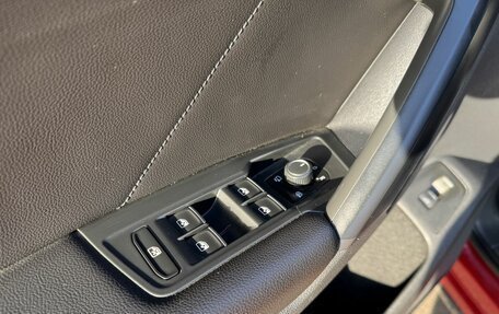 Volkswagen Tiguan II, 2019 год, 2 699 000 рублей, 15 фотография