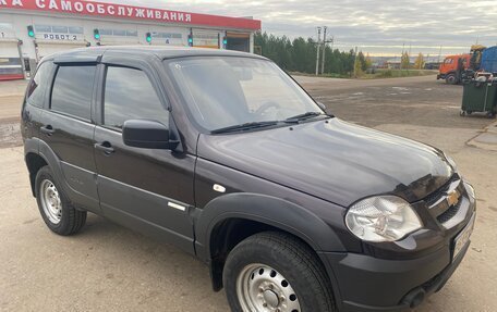Chevrolet Niva I рестайлинг, 2012 год, 450 000 рублей, 2 фотография