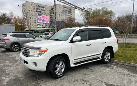 Toyota Land Cruiser 200, 2013 год, 3 190 000 рублей, 4 фотография