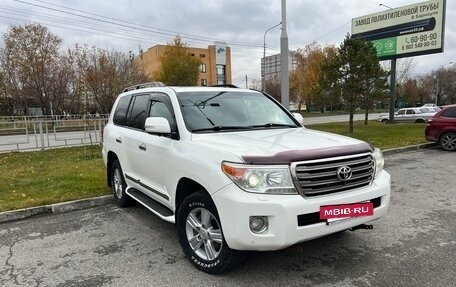 Toyota Land Cruiser 200, 2013 год, 3 190 000 рублей, 5 фотография