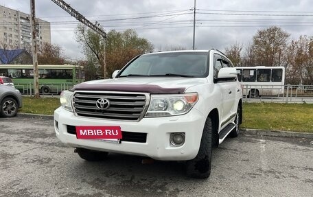 Toyota Land Cruiser 200, 2013 год, 3 190 000 рублей, 3 фотография