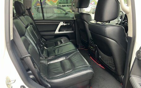 Toyota Land Cruiser 200, 2013 год, 3 190 000 рублей, 17 фотография