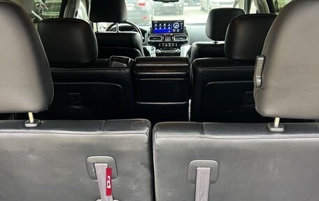 Toyota Land Cruiser 200, 2013 год, 3 190 000 рублей, 29 фотография